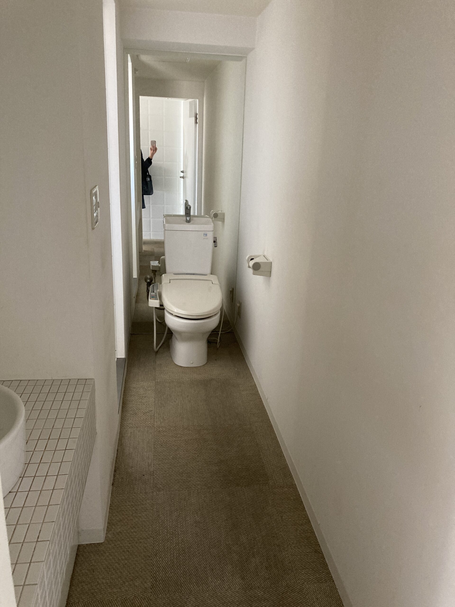 リノベーション前のトイレです。