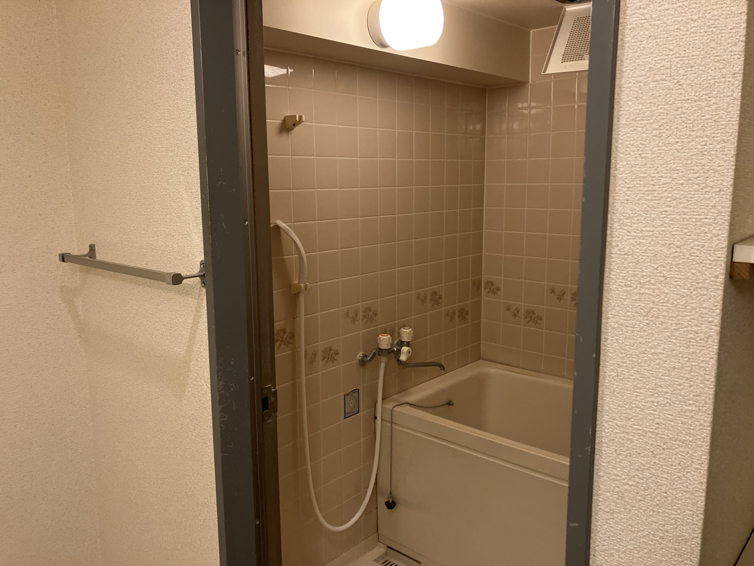 リノベーション前の浴室