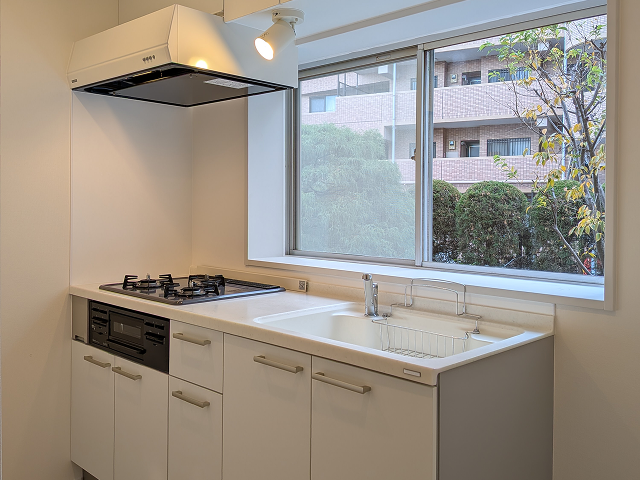 リノベーション後のキッチン